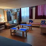 Downtown Acacia Str Apartamento