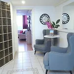 Downtown Acacia Str شقة *